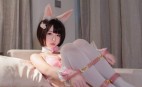 yuuhui玉汇 《粉兔束缚》的甜美与反叛交织