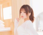 樱桃喵小白写真赏析：纯白针织衫配高马尾，这波纯欲风我先冲了