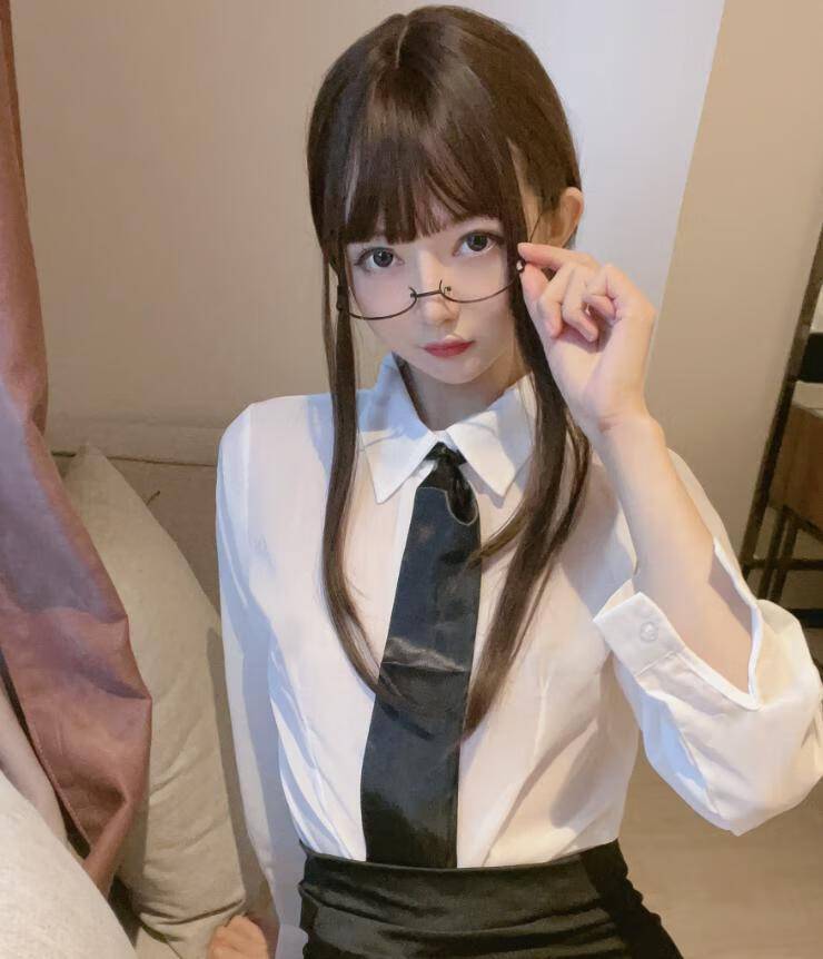51酱小姐姐作品全集：颜值博主的可爱与魅力！ 第2张