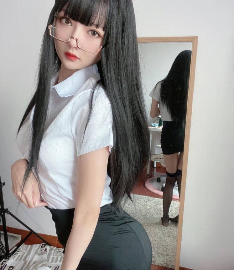 51酱小姐姐作品全集：颜值博主的可爱与魅力！ 第4张